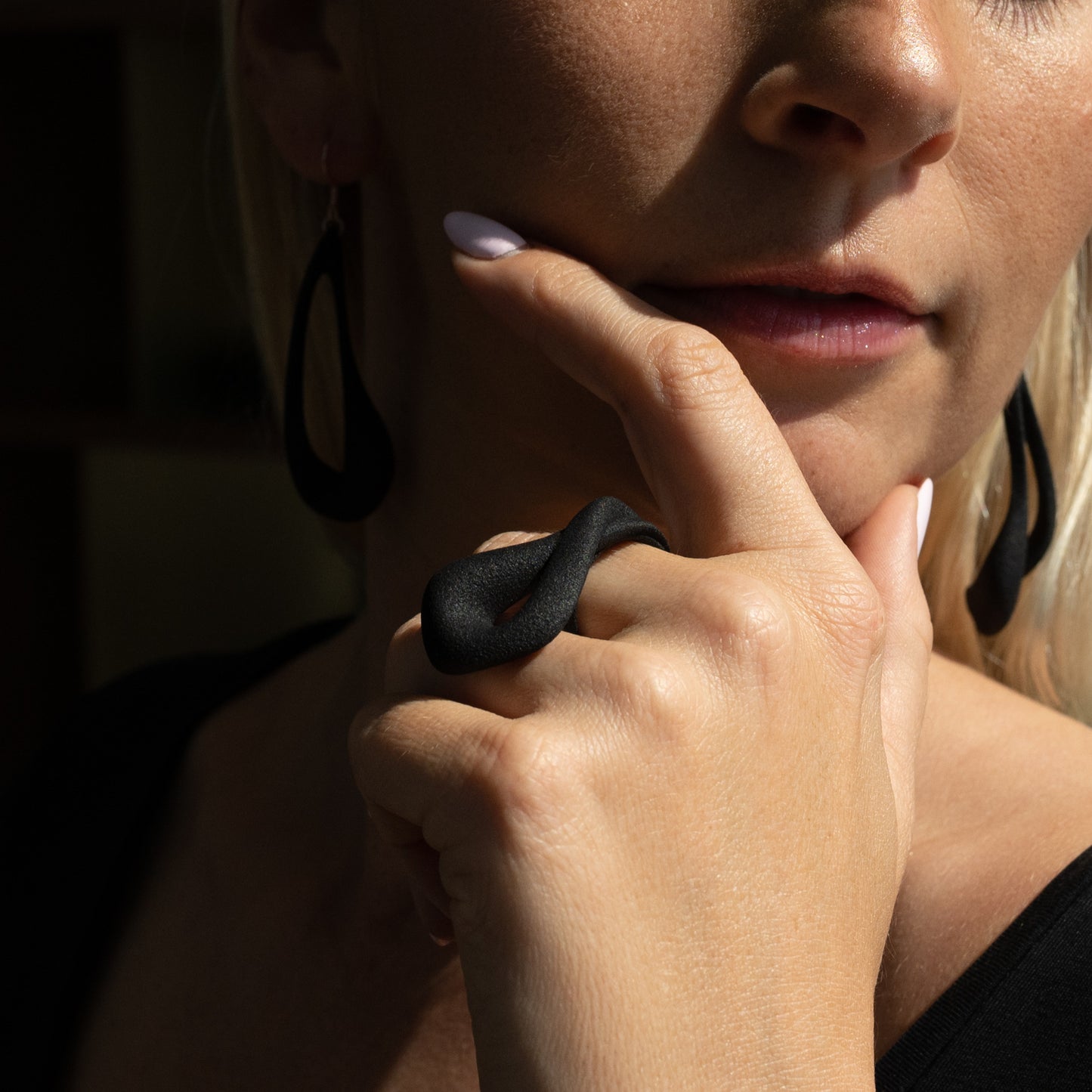Nava Ring