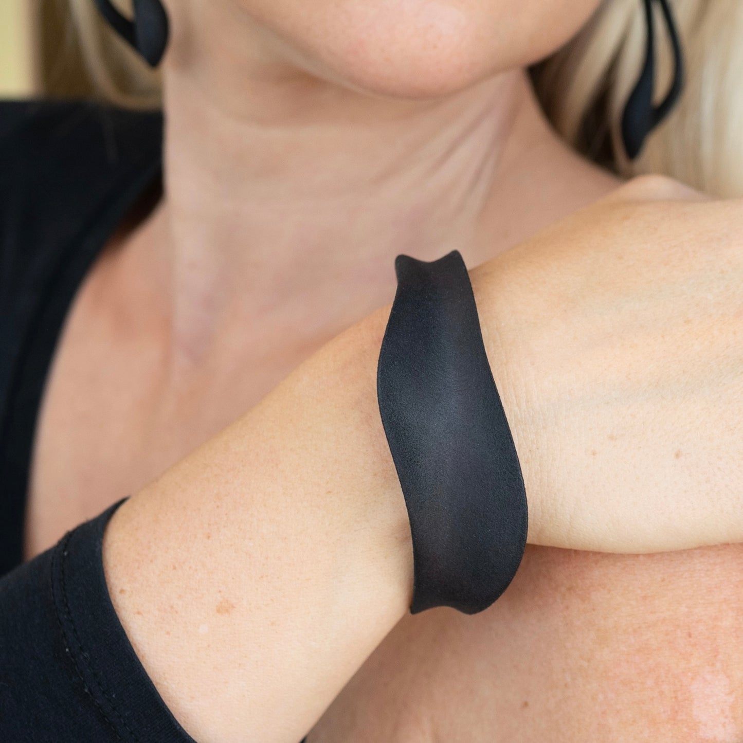 Neve Bracelet