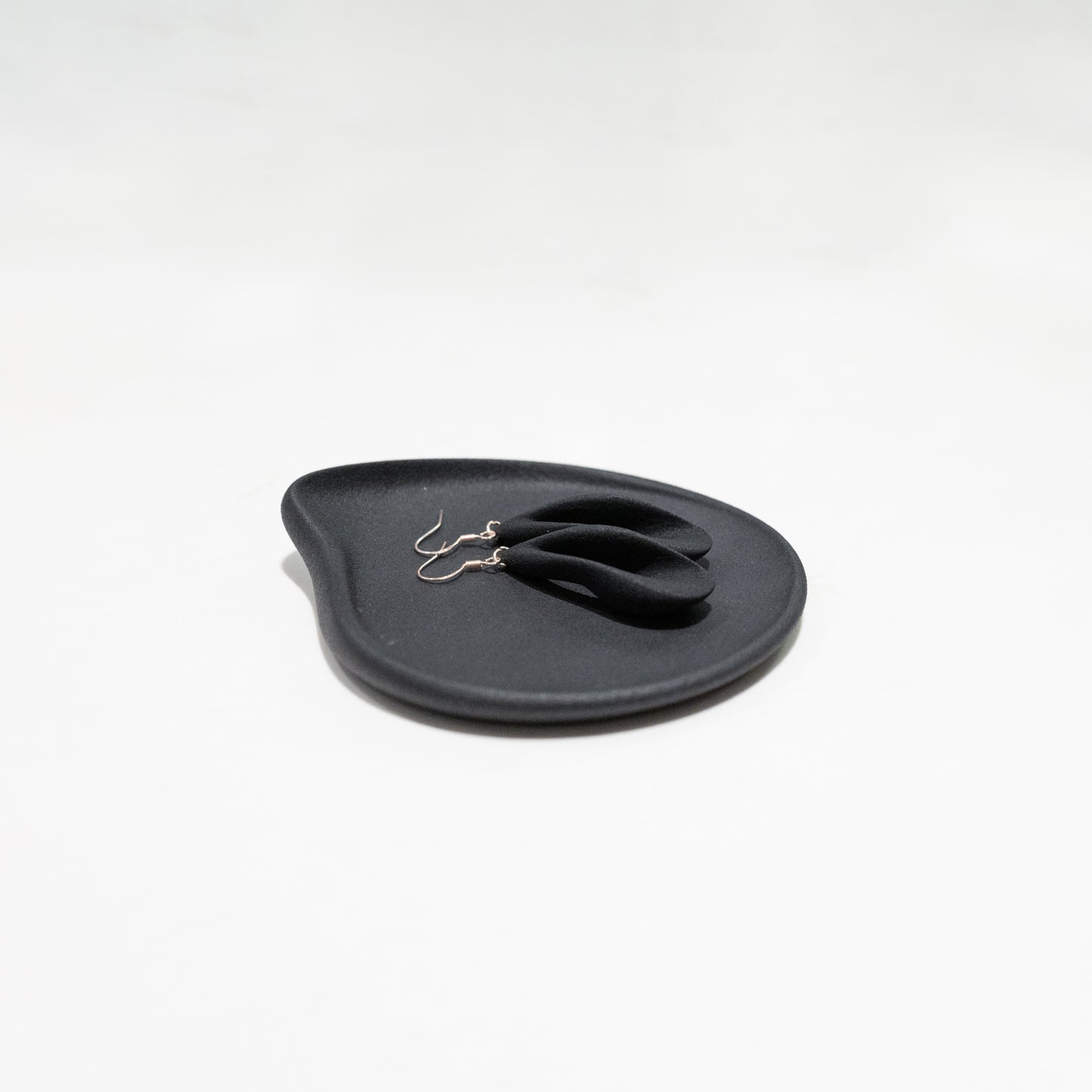 Seroa Earrings