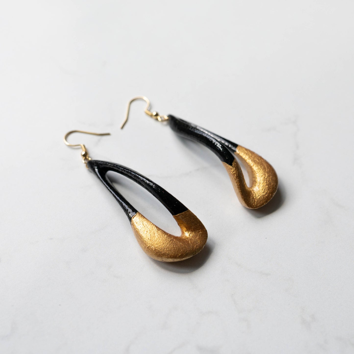 Eloura Earrings Painted (Black & Gold)