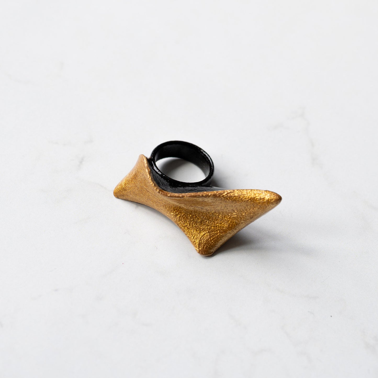 Vetra Ring Painted (G&B)