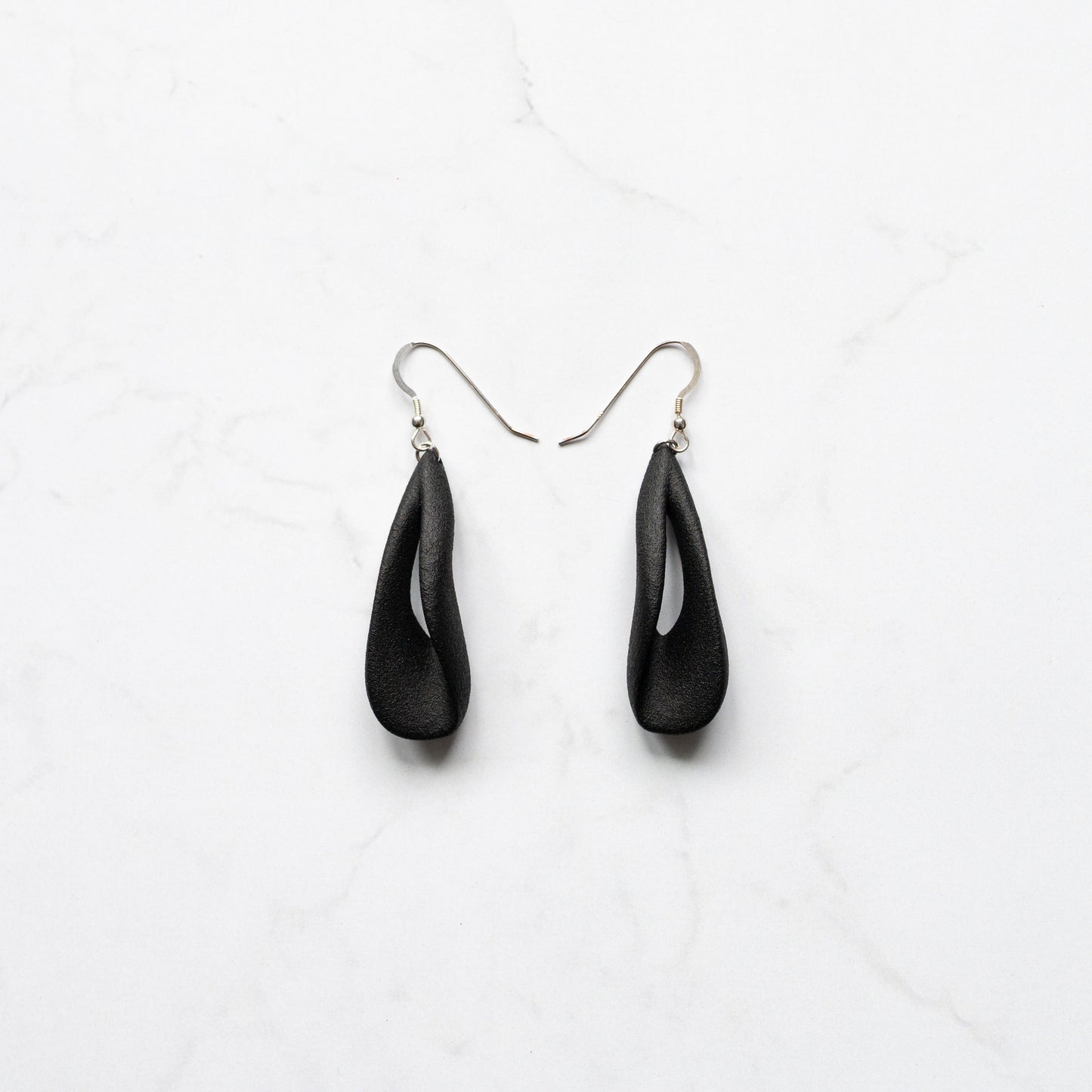 Seroa Earrings